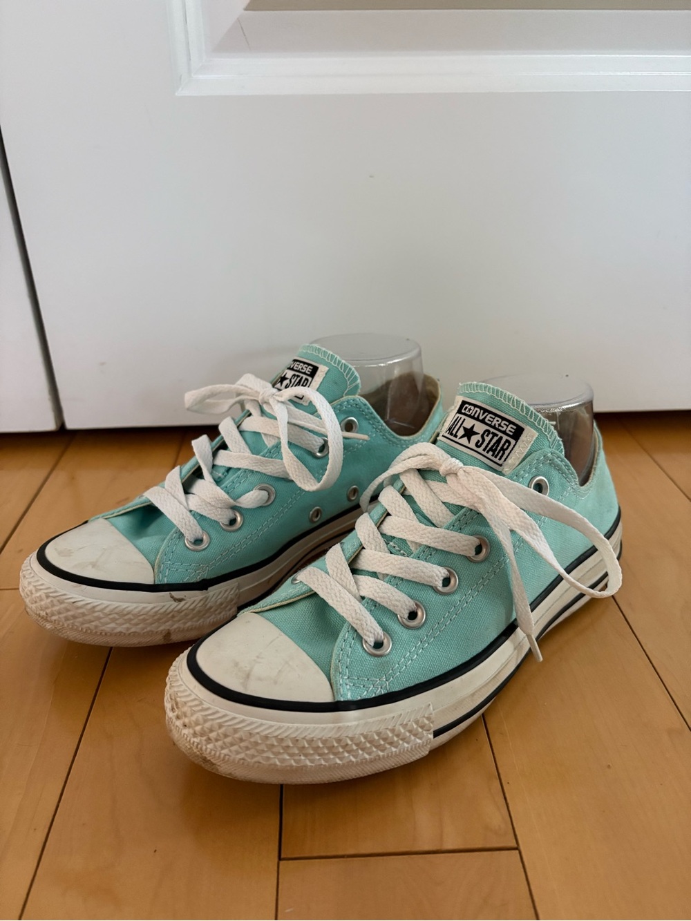 Converse Low Top All Star Chuck Taylor Sneakers in Turquoise Women’s Size 7
